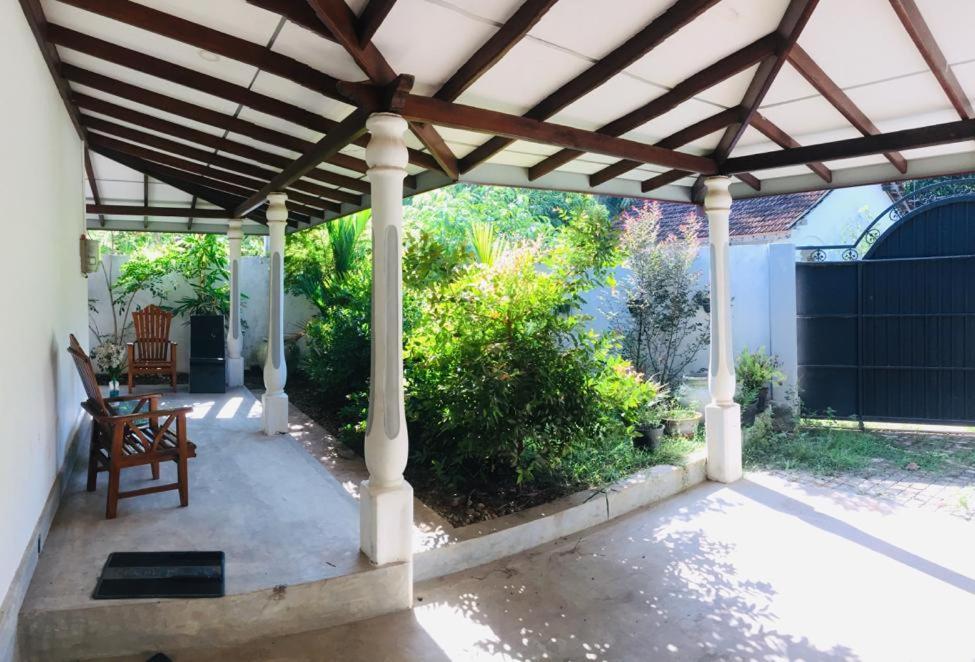 Villa Ceylon Home Unawatuna Kültér fotó