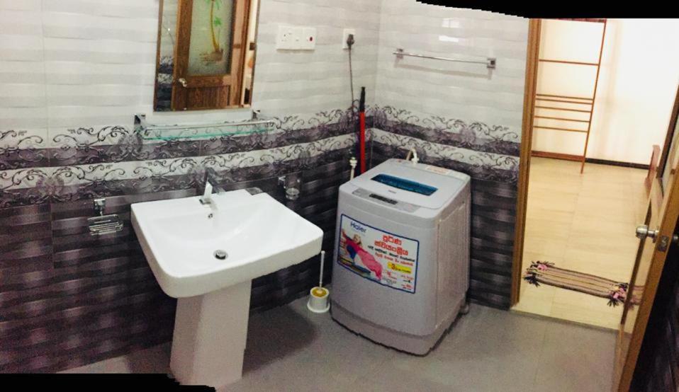 Villa Ceylon Home Unawatuna Kültér fotó